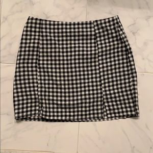 Black and white checkered mini skirt